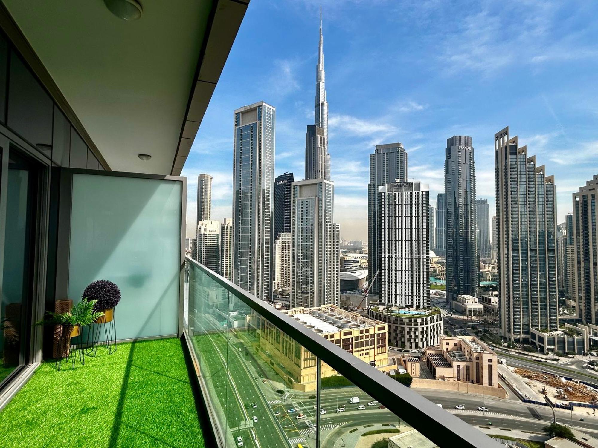 Appartement Burj Khalifa Views 2Br With Infinity Pool Downtown à Dubaï Extérieur photo