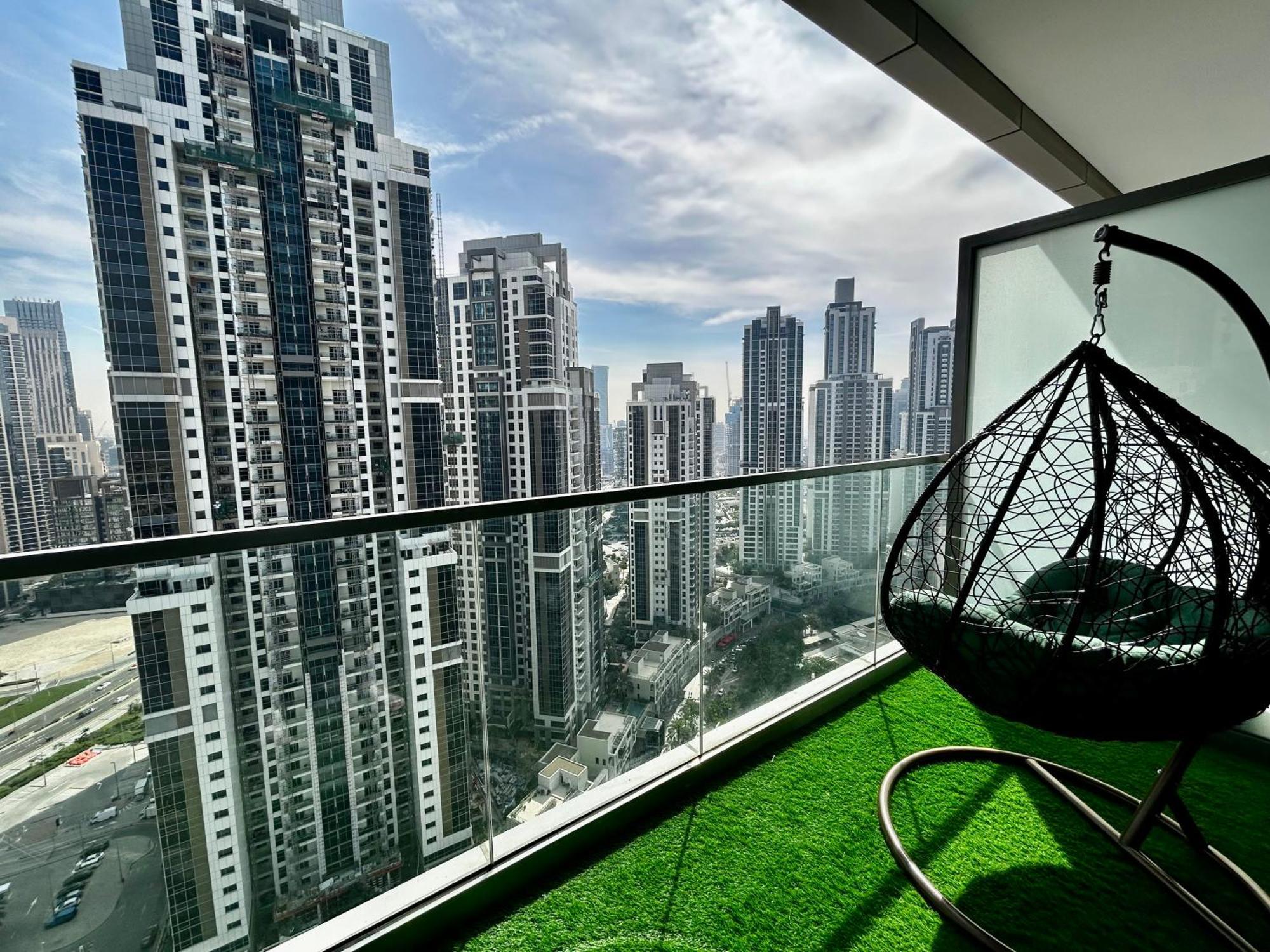 Appartement Burj Khalifa Views 2Br With Infinity Pool Downtown à Dubaï Extérieur photo