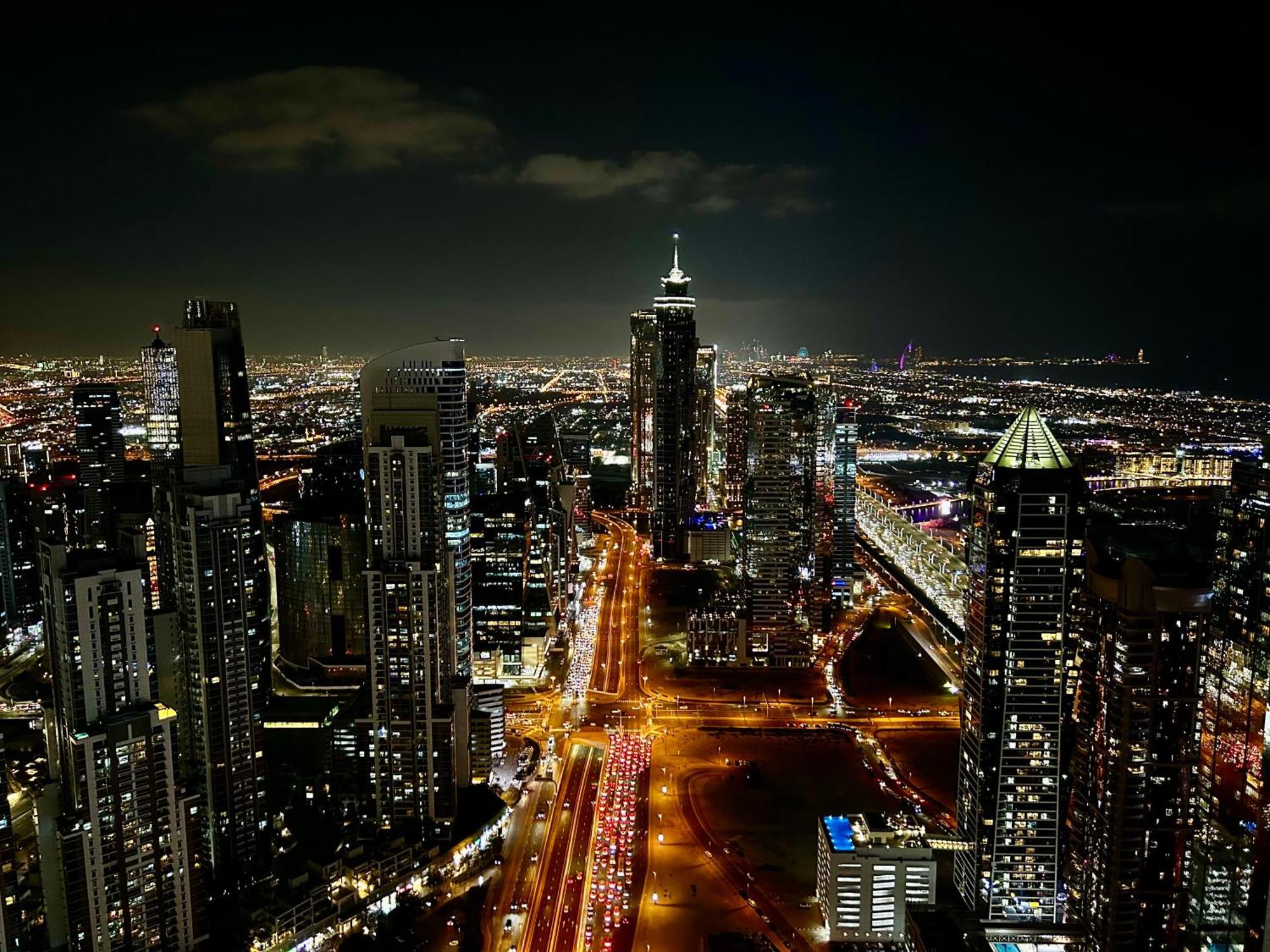 Appartement Burj Khalifa Views 2Br With Infinity Pool Downtown à Dubaï Extérieur photo