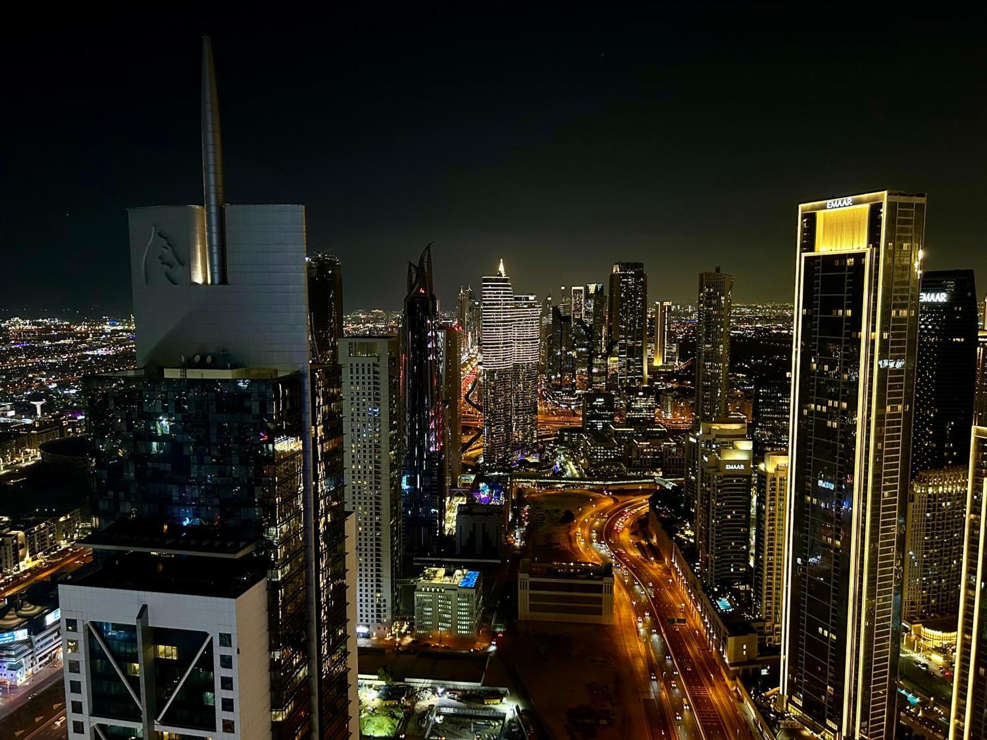 Appartement Burj Khalifa Views 2Br With Infinity Pool Downtown à Dubaï Extérieur photo